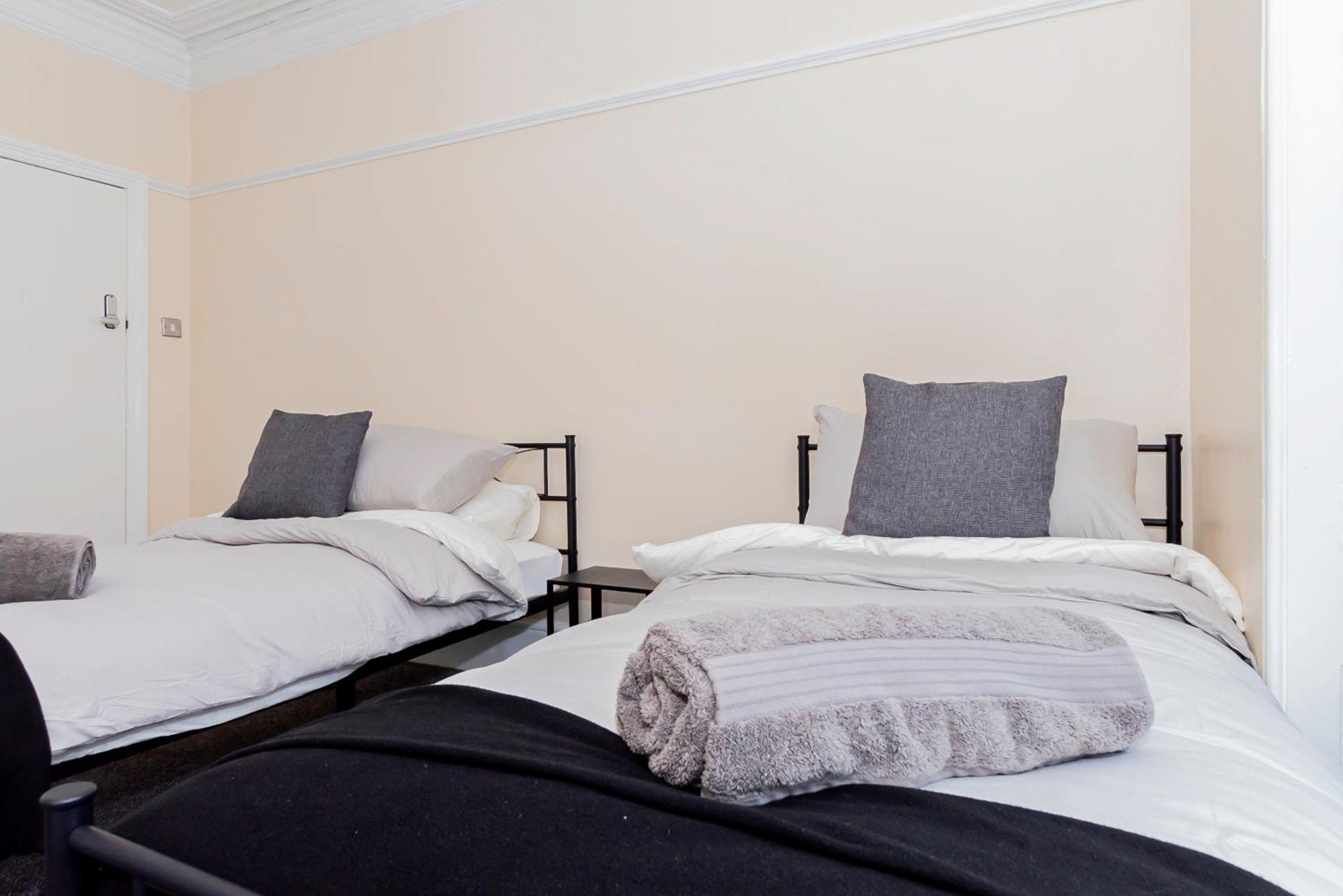Shirley House 5, Guest House, Self Catering, Self Check In With Smart Locks, Use Of Fully Equipped Kitchen, Close To City Centre, Ideal For Longer Stays And Fawley Contractors Southampton Zewnętrze zdjęcie