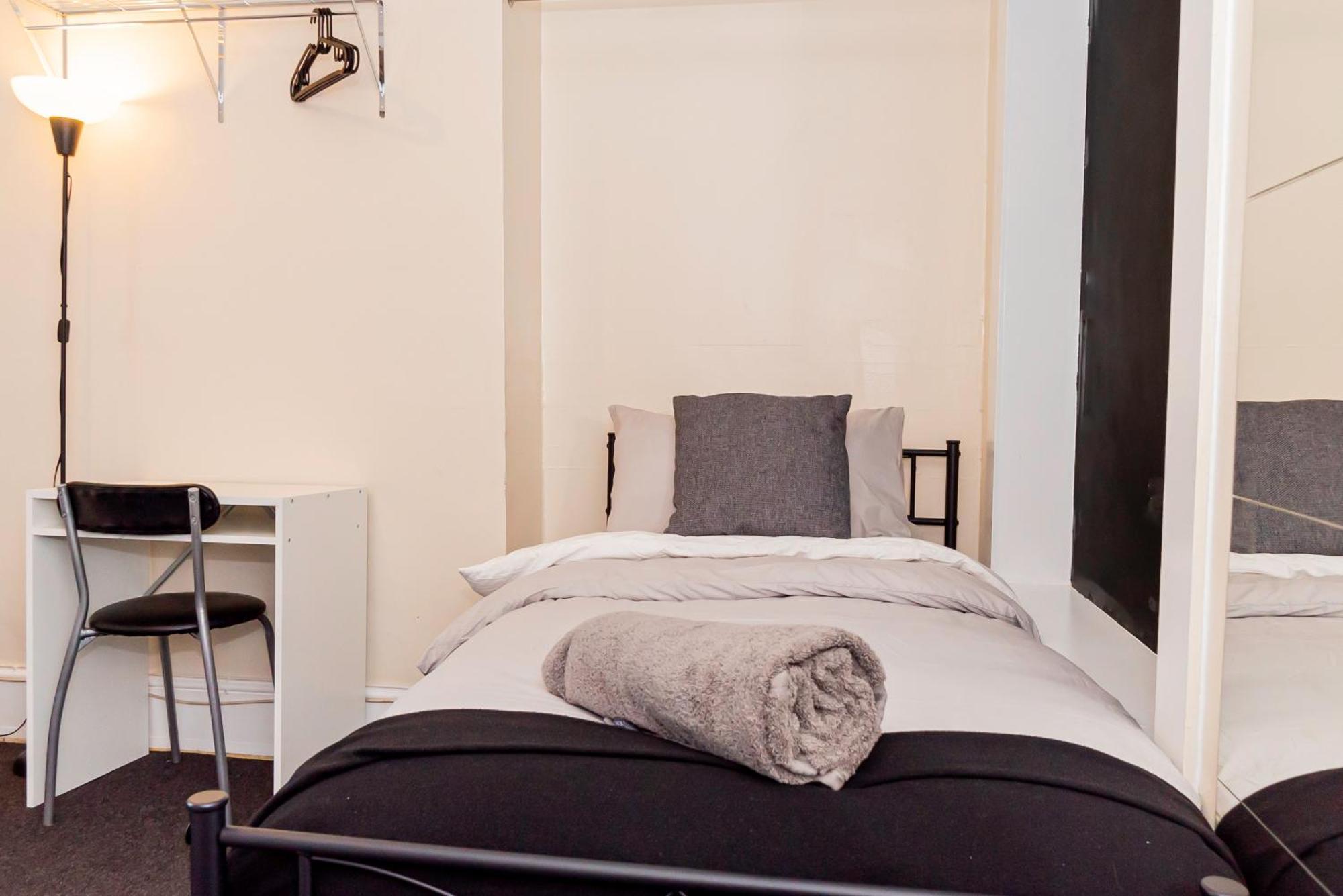Shirley House 5, Guest House, Self Catering, Self Check In With Smart Locks, Use Of Fully Equipped Kitchen, Close To City Centre, Ideal For Longer Stays And Fawley Contractors Southampton Zewnętrze zdjęcie
