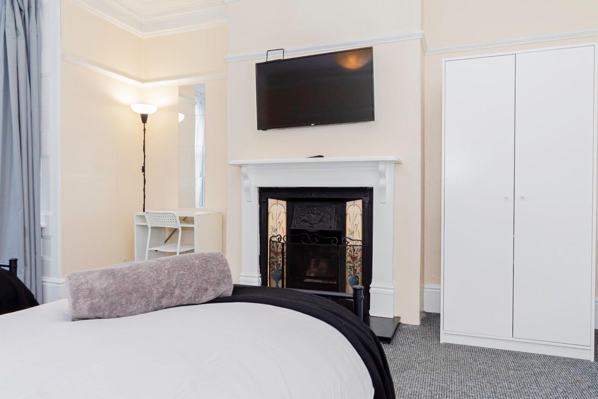 Shirley House 5, Guest House, Self Catering, Self Check In With Smart Locks, Use Of Fully Equipped Kitchen, Close To City Centre, Ideal For Longer Stays And Fawley Contractors Southampton Zewnętrze zdjęcie