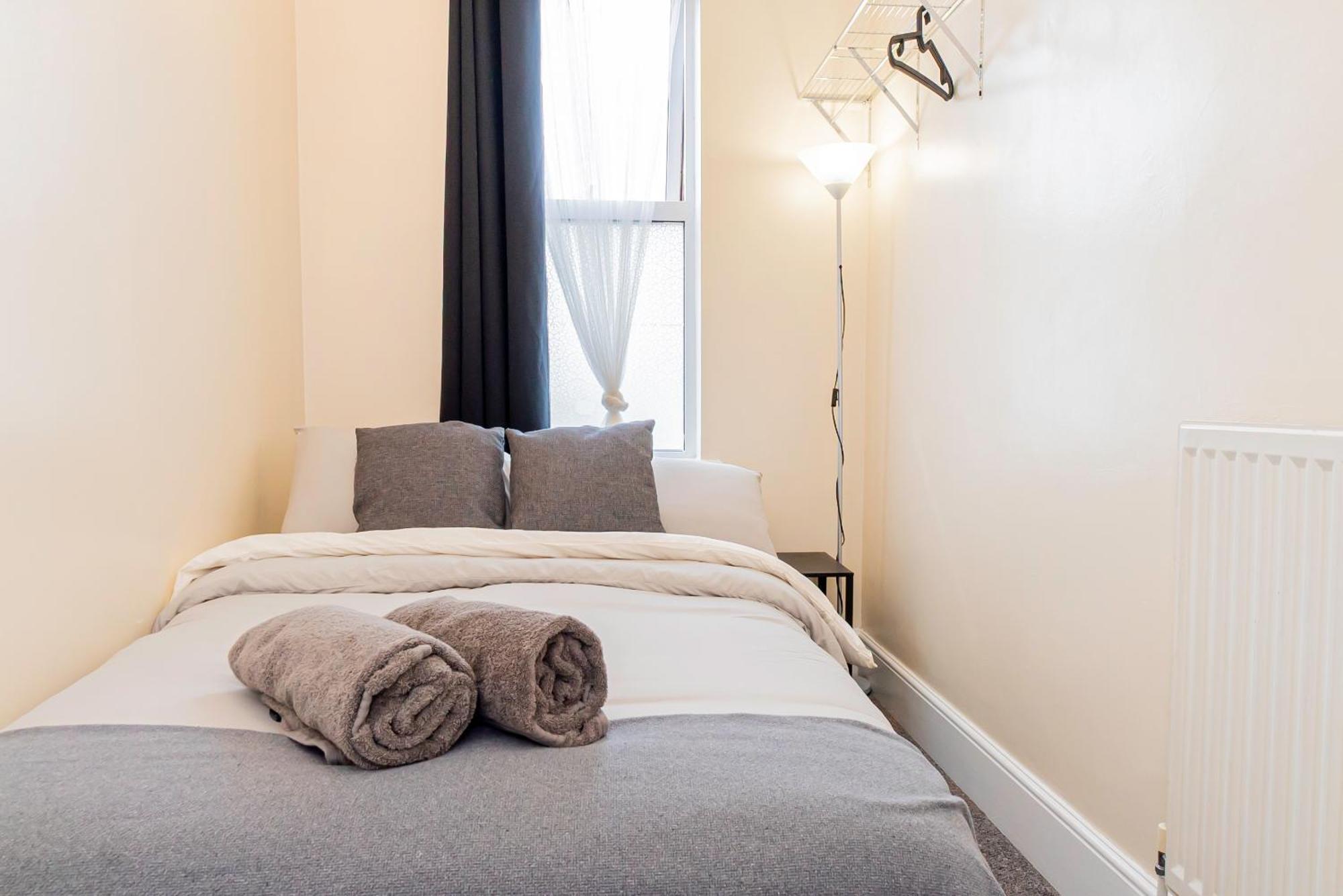 Shirley House 5, Guest House, Self Catering, Self Check In With Smart Locks, Use Of Fully Equipped Kitchen, Close To City Centre, Ideal For Longer Stays And Fawley Contractors Southampton Zewnętrze zdjęcie