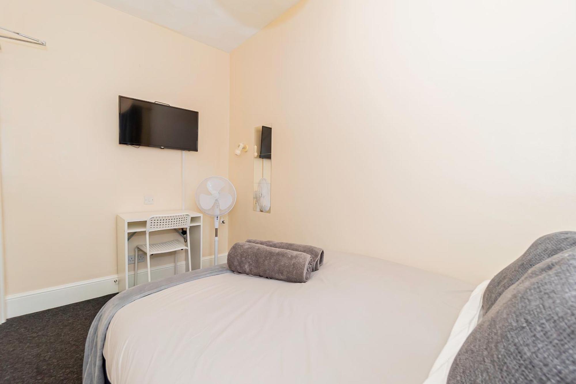 Shirley House 5, Guest House, Self Catering, Self Check In With Smart Locks, Use Of Fully Equipped Kitchen, Close To City Centre, Ideal For Longer Stays And Fawley Contractors Southampton Zewnętrze zdjęcie