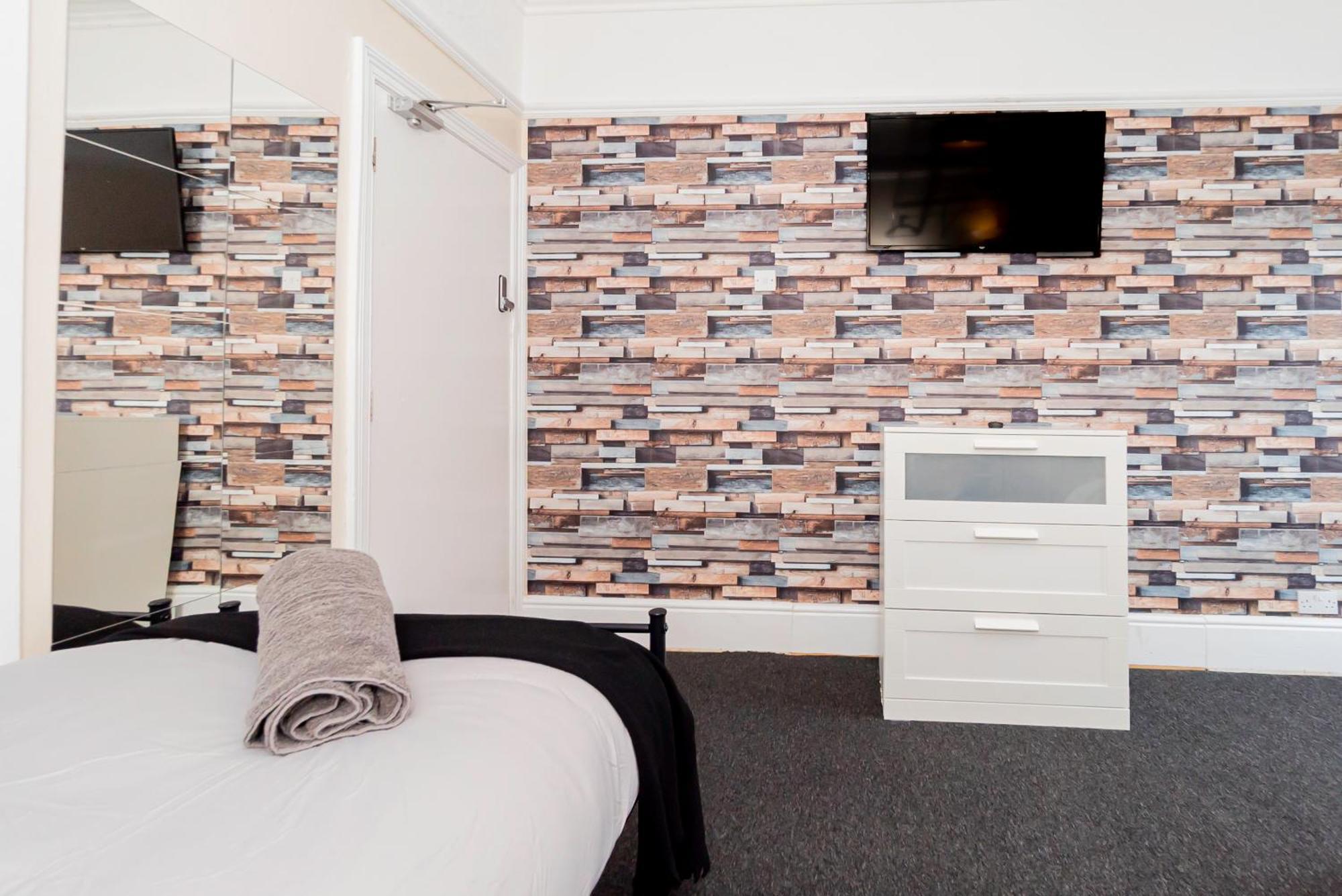 Shirley House 5, Guest House, Self Catering, Self Check In With Smart Locks, Use Of Fully Equipped Kitchen, Close To City Centre, Ideal For Longer Stays And Fawley Contractors Southampton Zewnętrze zdjęcie