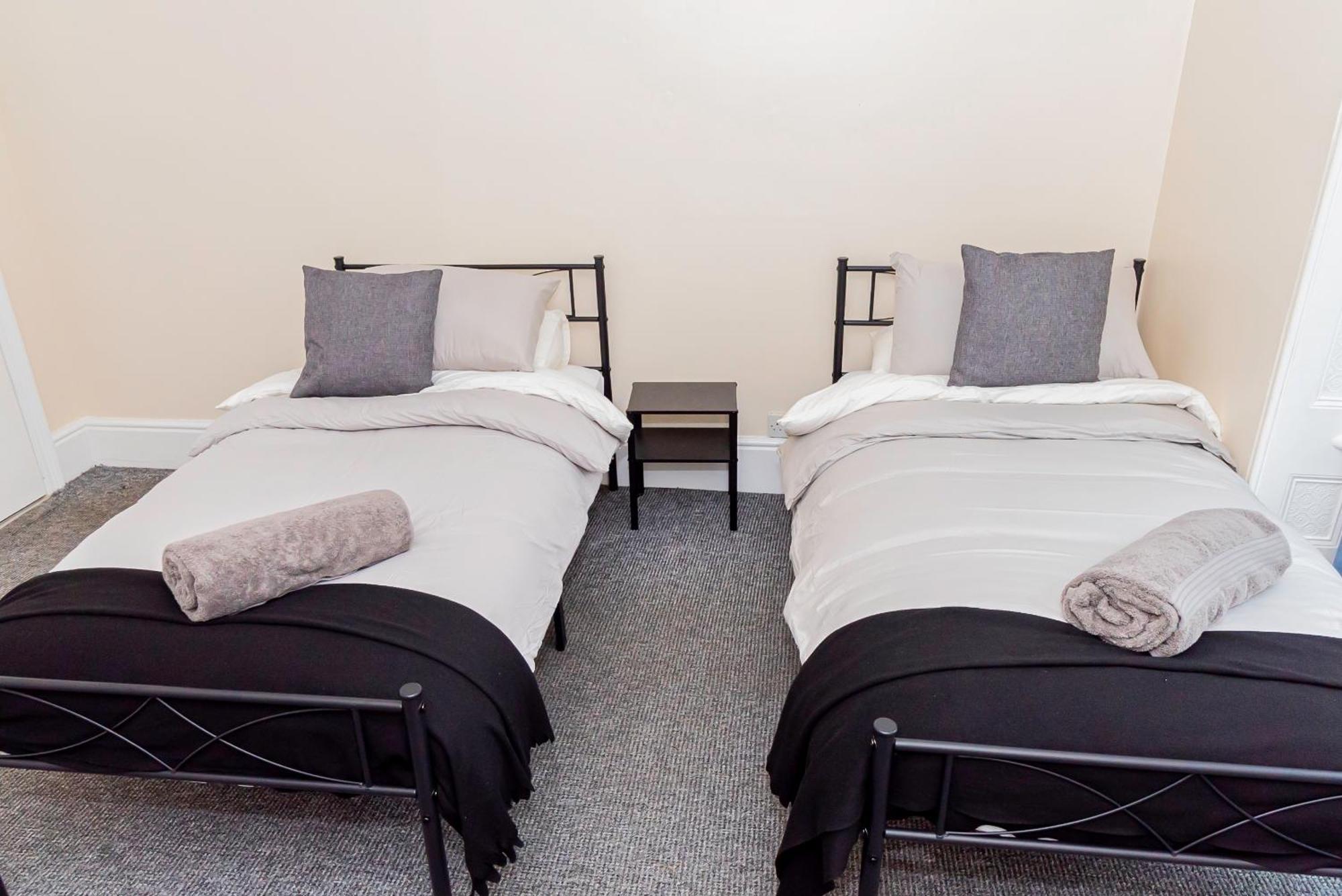 Shirley House 5, Guest House, Self Catering, Self Check In With Smart Locks, Use Of Fully Equipped Kitchen, Close To City Centre, Ideal For Longer Stays And Fawley Contractors Southampton Zewnętrze zdjęcie